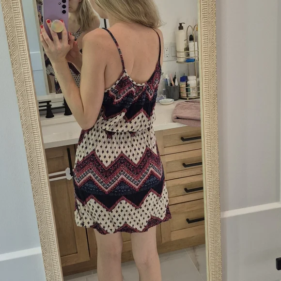 Chevron Patterned Dress - Picture 3 of 3